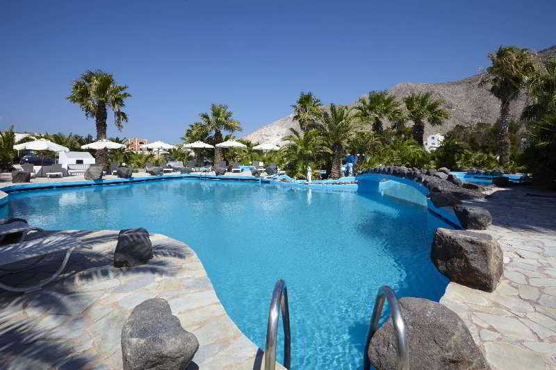 Crystal Palace 4* Perissa (Santorini)