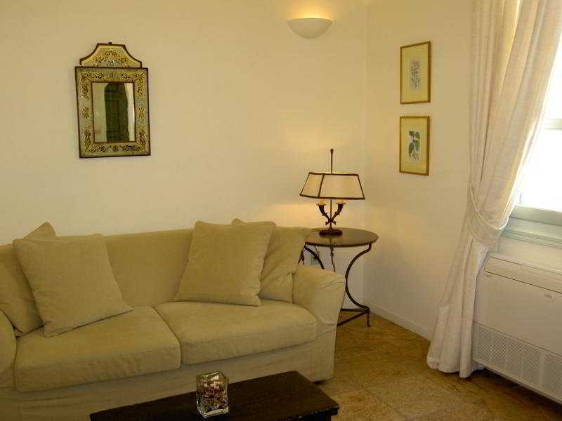 Aria Lito Mansion