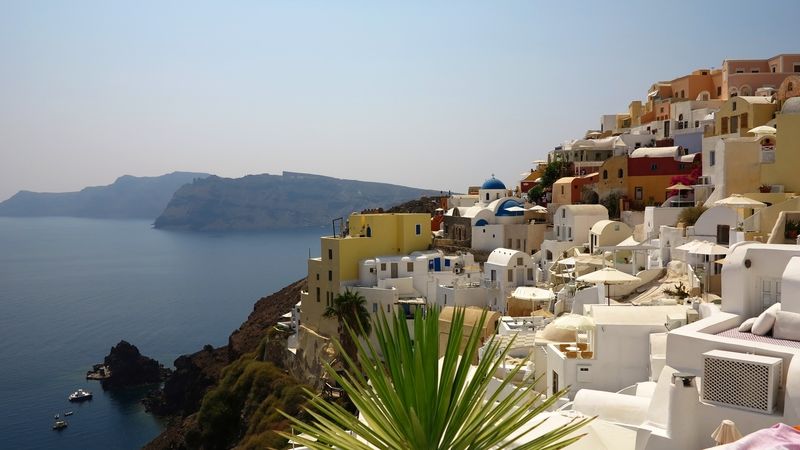 Finesse Aparthotel Oia (Santorini)