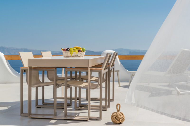 Elite Luxury 4* Oía