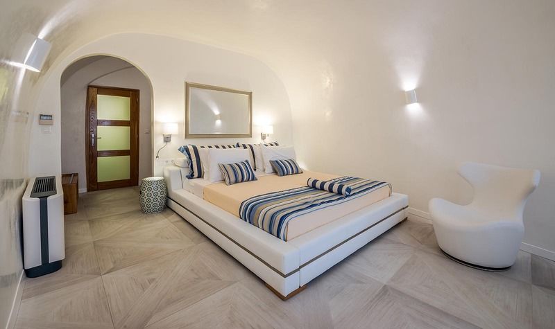 Elite Luxury Hotel
