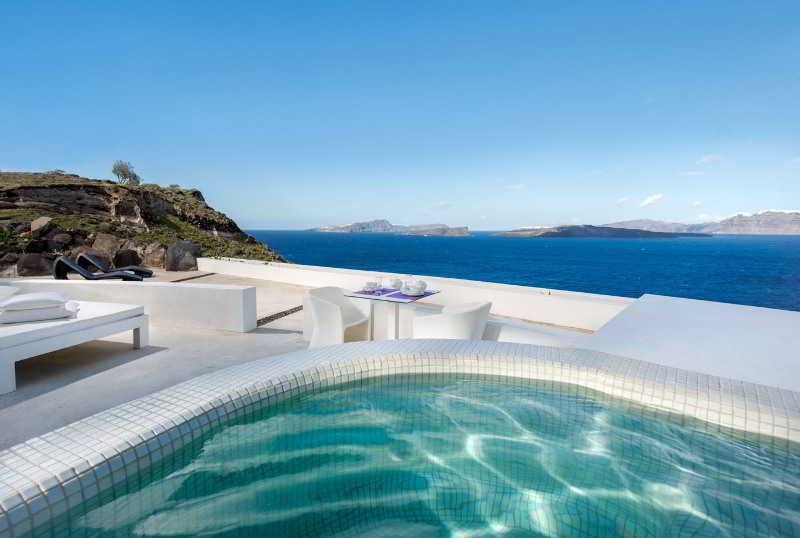 Avant Garde Hotel 4*