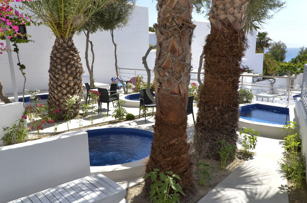Rk Hotel