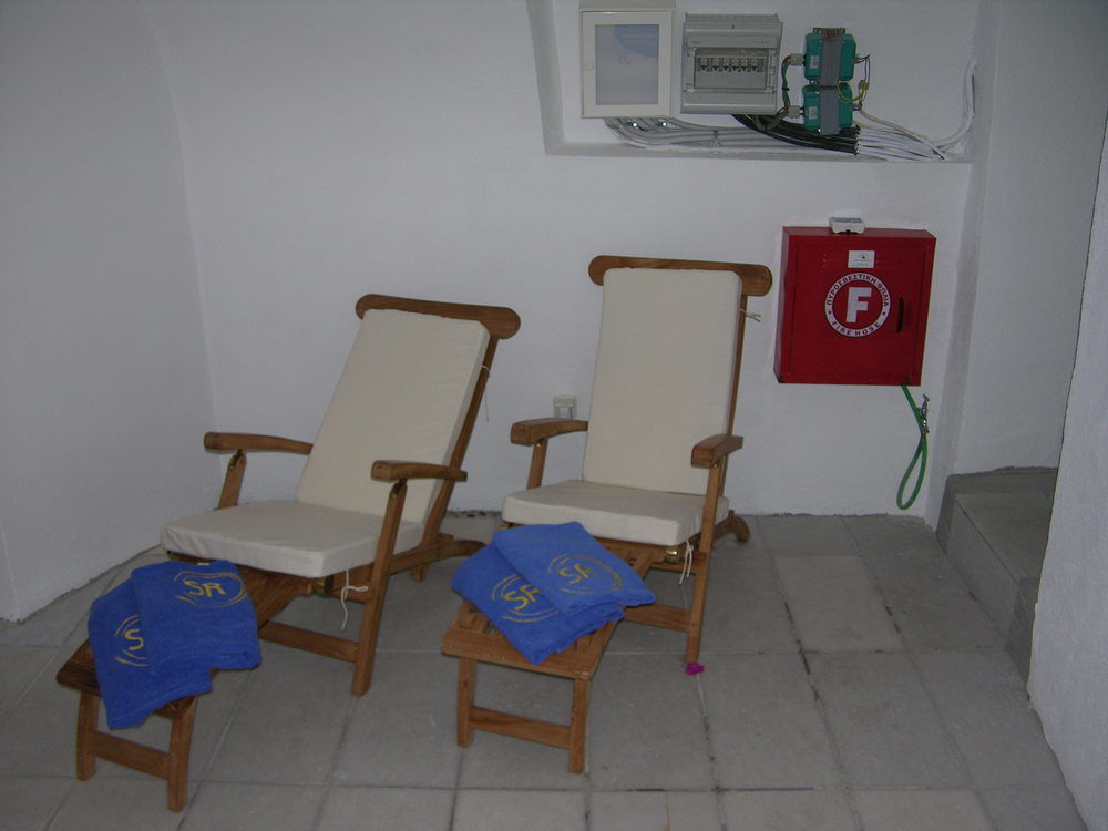 Santorini 3*