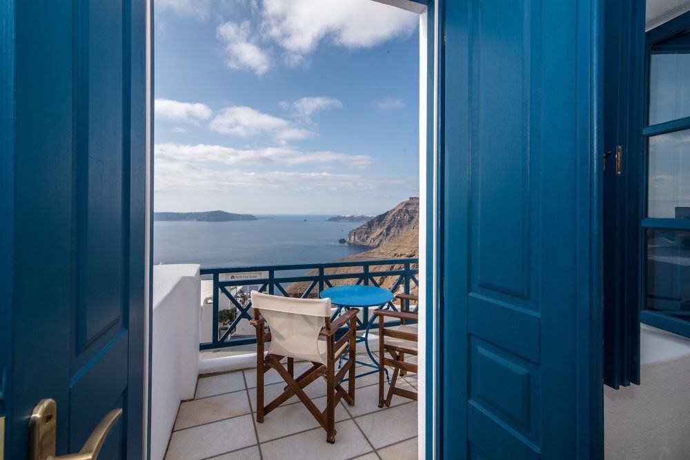 Santorini Hotel 3*