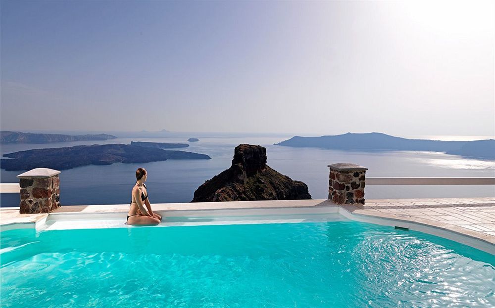 Tholos Hotel