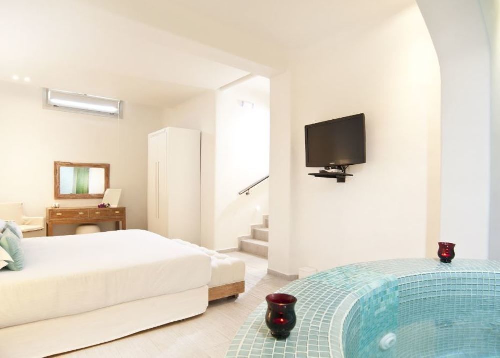 Allure Aparthotel