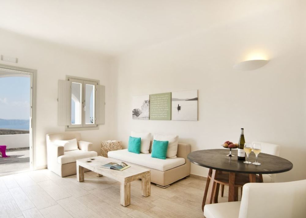 Allure 4* Fira (Santorini)