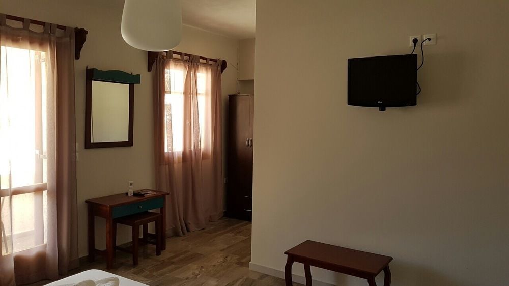 Fomithea Aparthotel