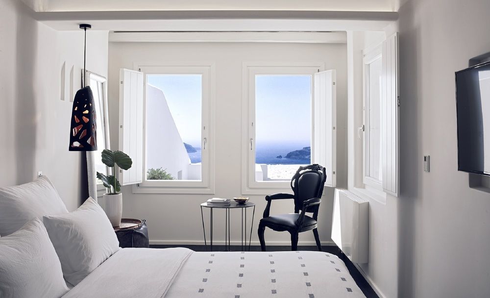 Cavo Tagoo Santorini Hotel