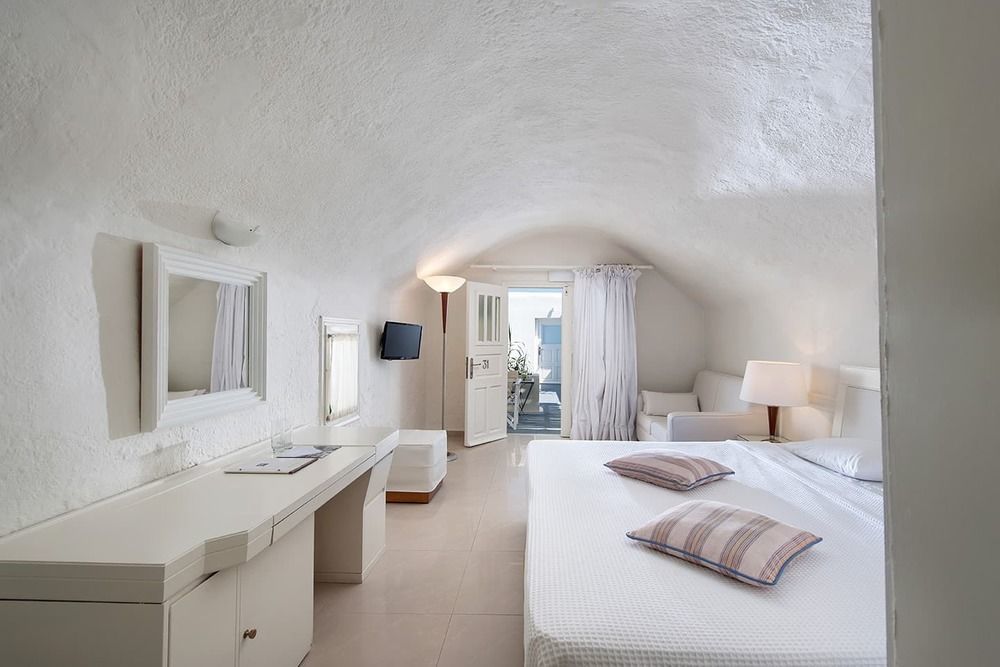 Anemos Lounge Hotel