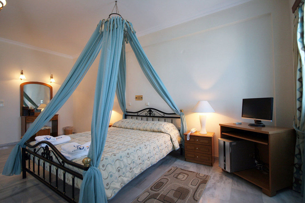 Aegean View Aparthotel 4*