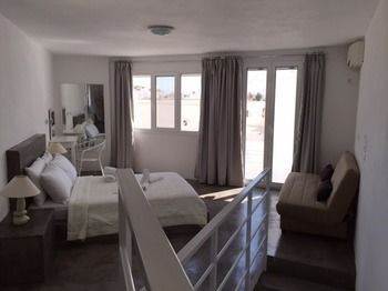 Loucas And Emma Family Apartment *