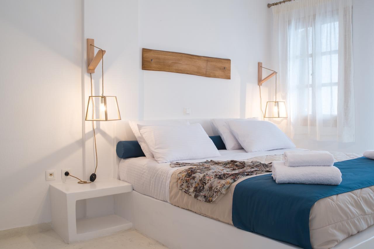 Santorini Crystal Blue Kamari (Santorini)