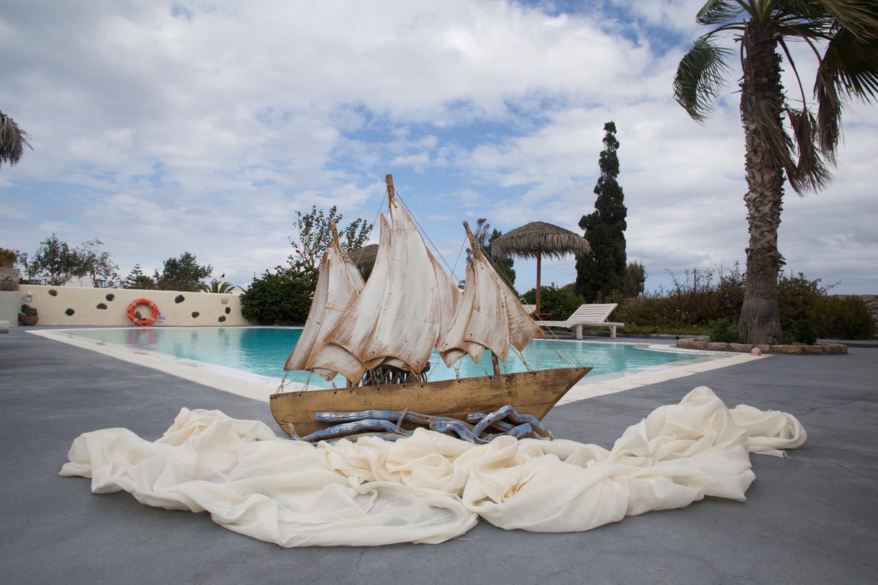 Theros Houses Santorini Holiday home *