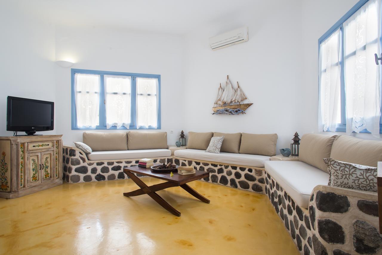 Holiday home Theros Houses Santorini