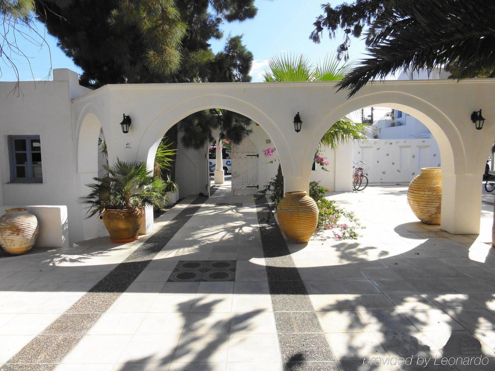 Atlantis Hotel 3*