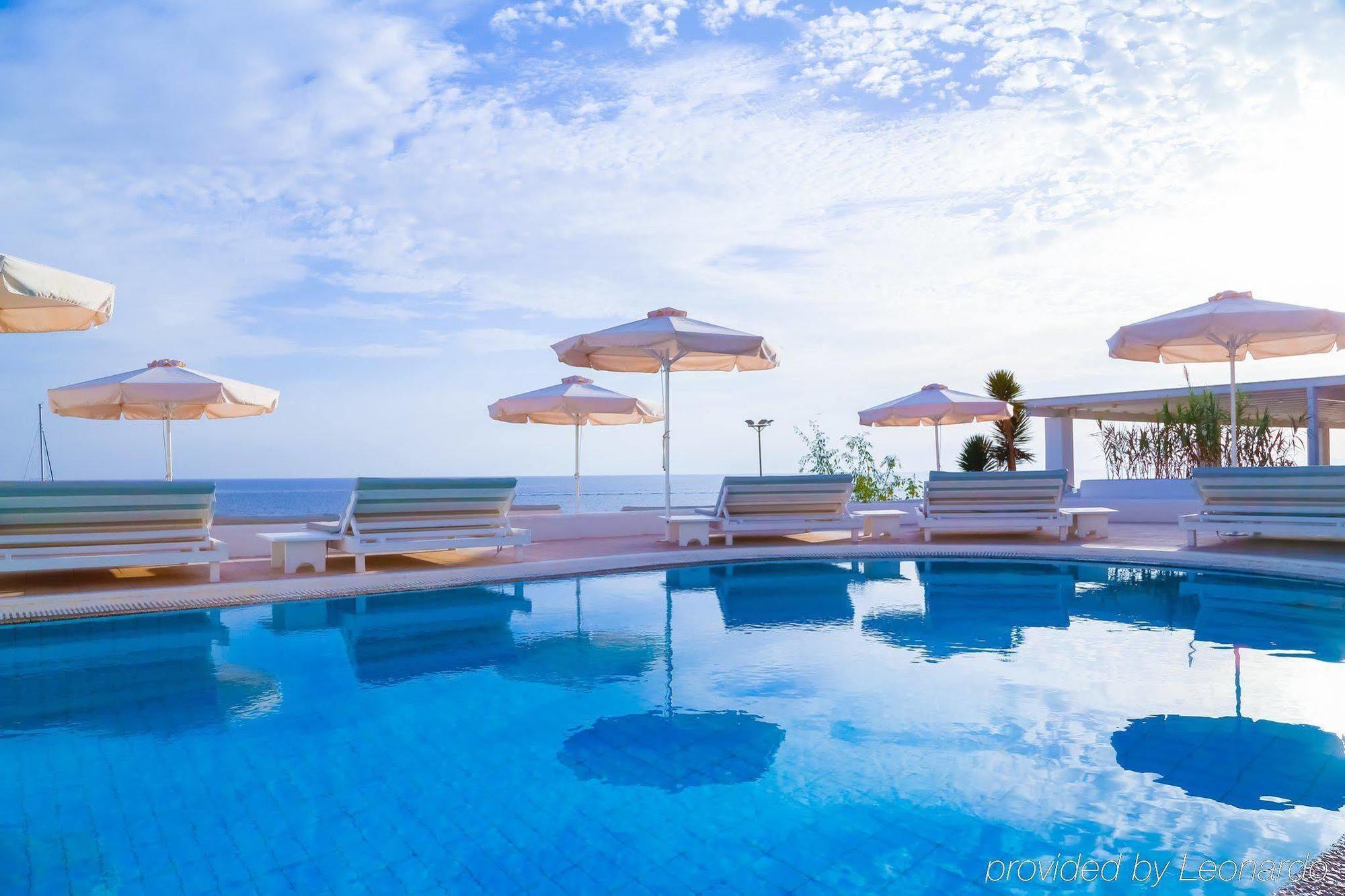 Notos Therme And 4*
