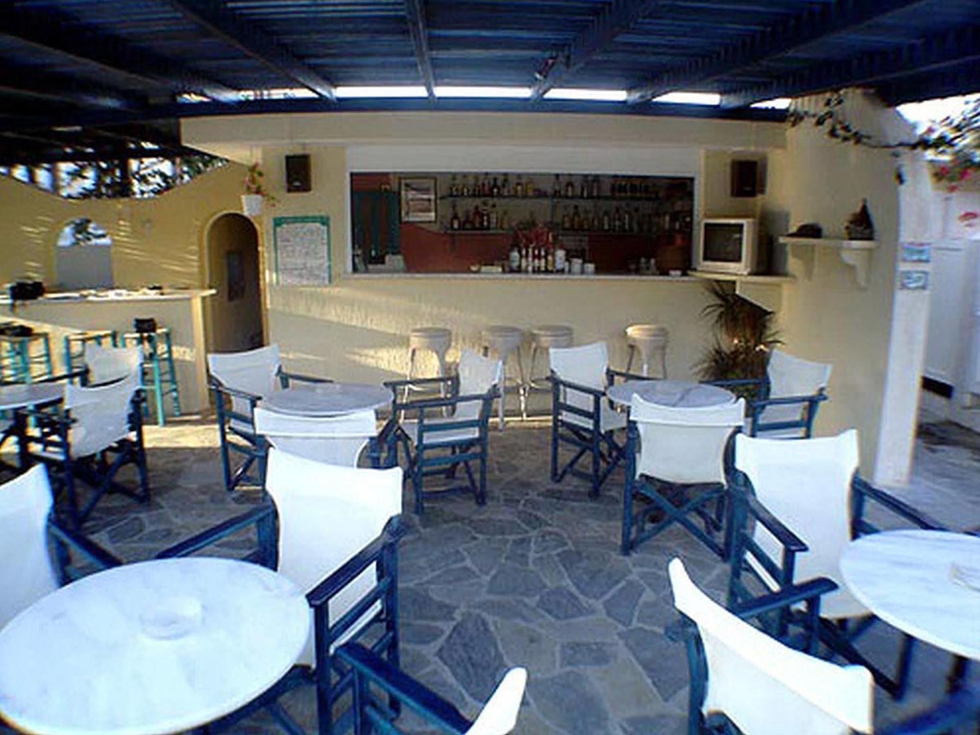Hotel Alia Kamari (Santorini)