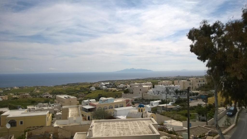 Anemomilos Aparthotel