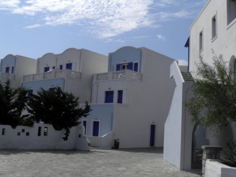 Maistros Village 5* Karterados (Santorini)