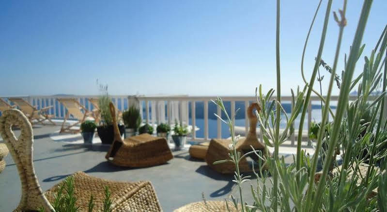 Porto Carra Hotel