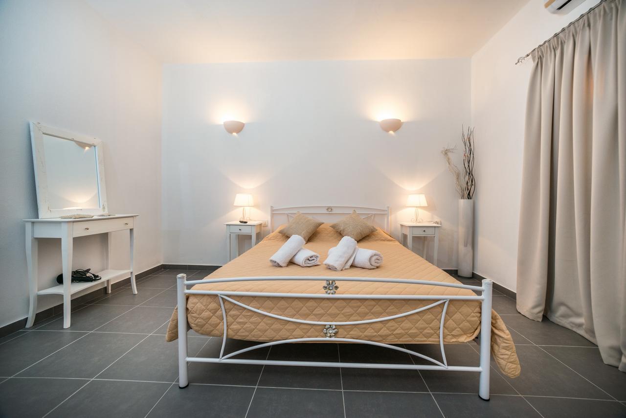 Casa Del Mar Agios Georgios (Santorini)