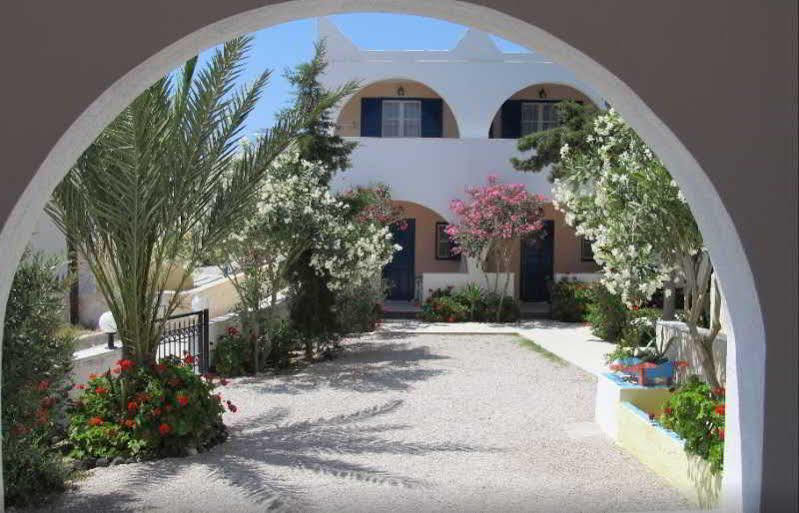 Limnes * Perissa (Santorini)