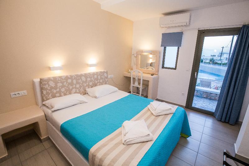 Olympic Hotel Karterados (Santorini)