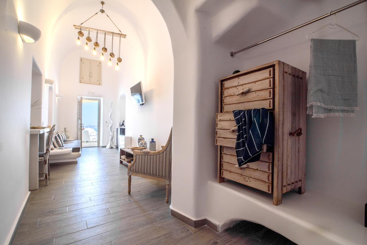 Hotel Angel Luxury Fira (Santorini)