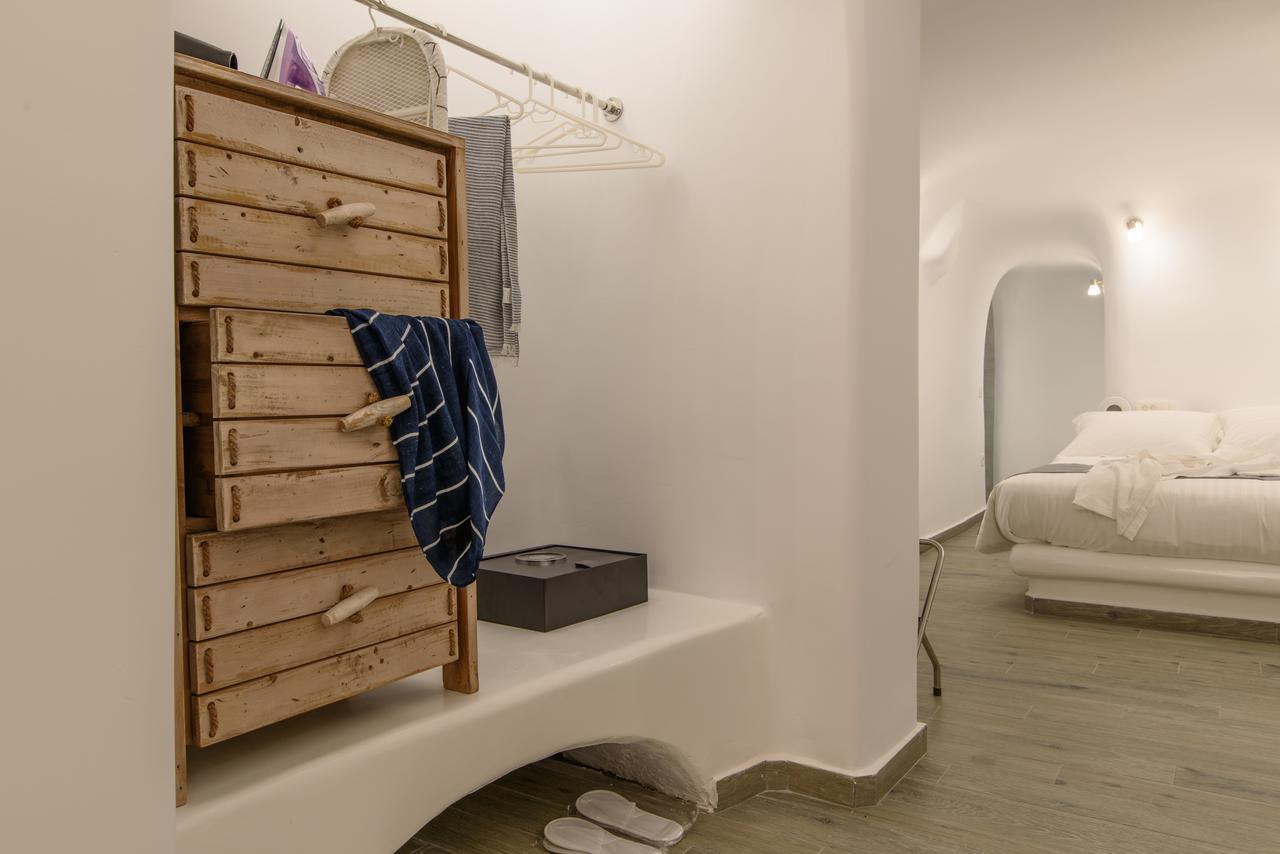 Angel Luxury 3* Fira (Santorini)