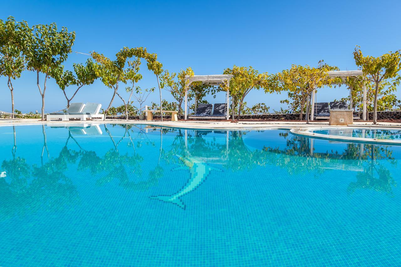 Santorini Mesotopos 3*