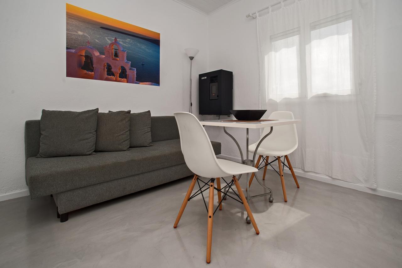 Corrado Caldera Apartment