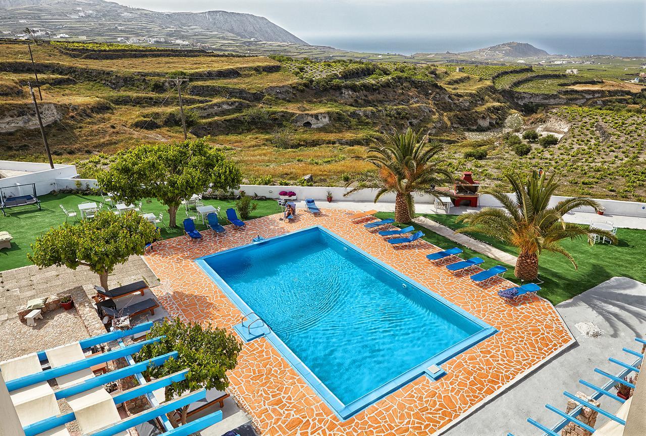 Zorbas Santorini 3*