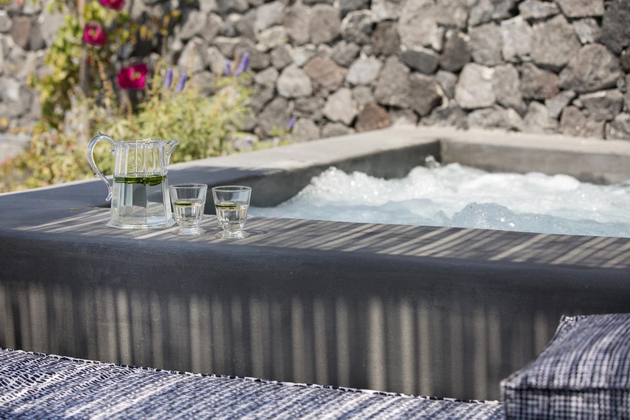 Erosantorini Estate