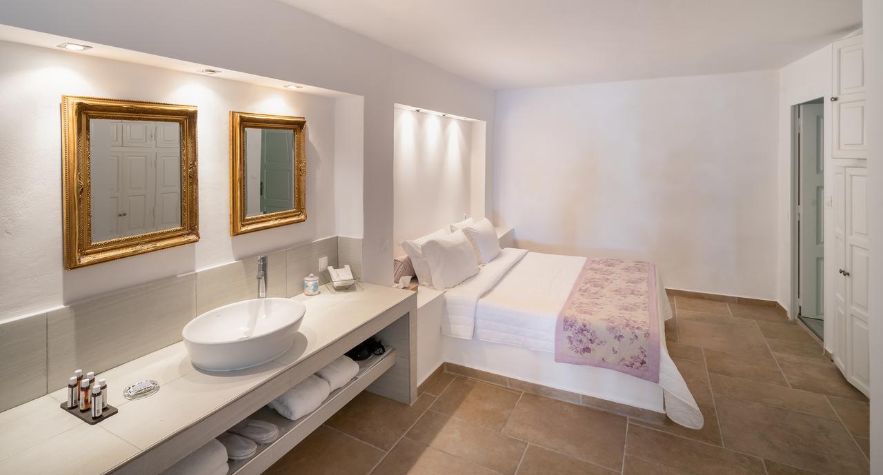 La Maltese Caldera Concept Hotel