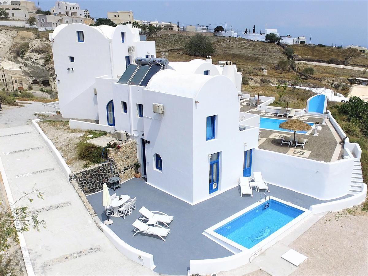 Santorini Traditional *