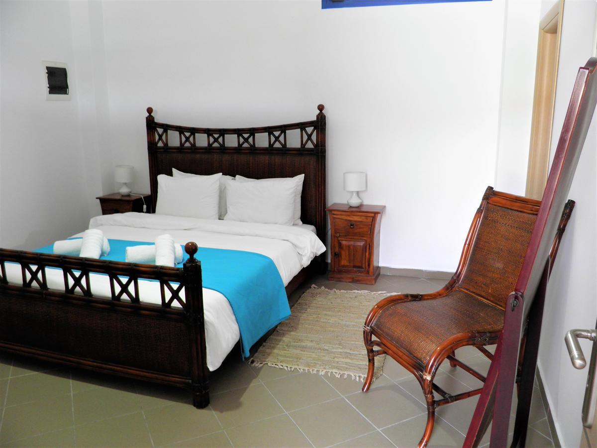 Santorini Traditional * Vothon