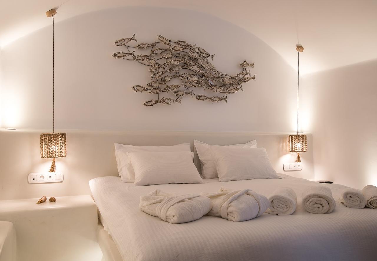 Hotel Cape 9 & Akrotiri (Santorini)