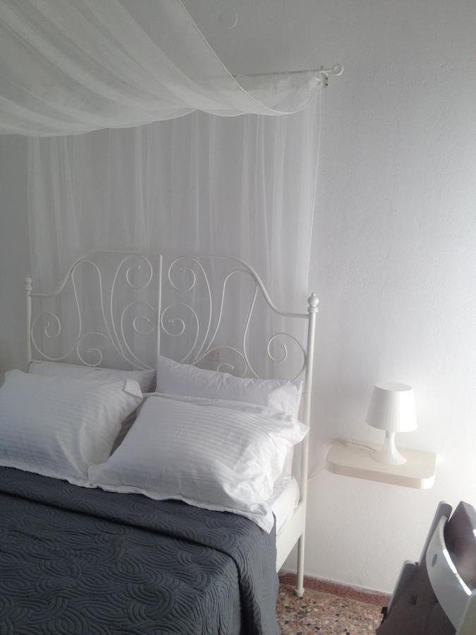 Sagma Beach Rooms Bed & Breakfast 2*