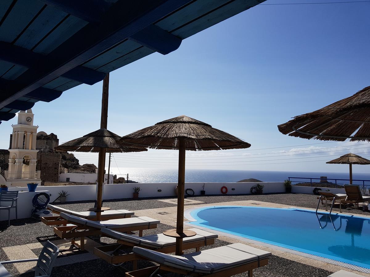 Thira's Dolphin 3*