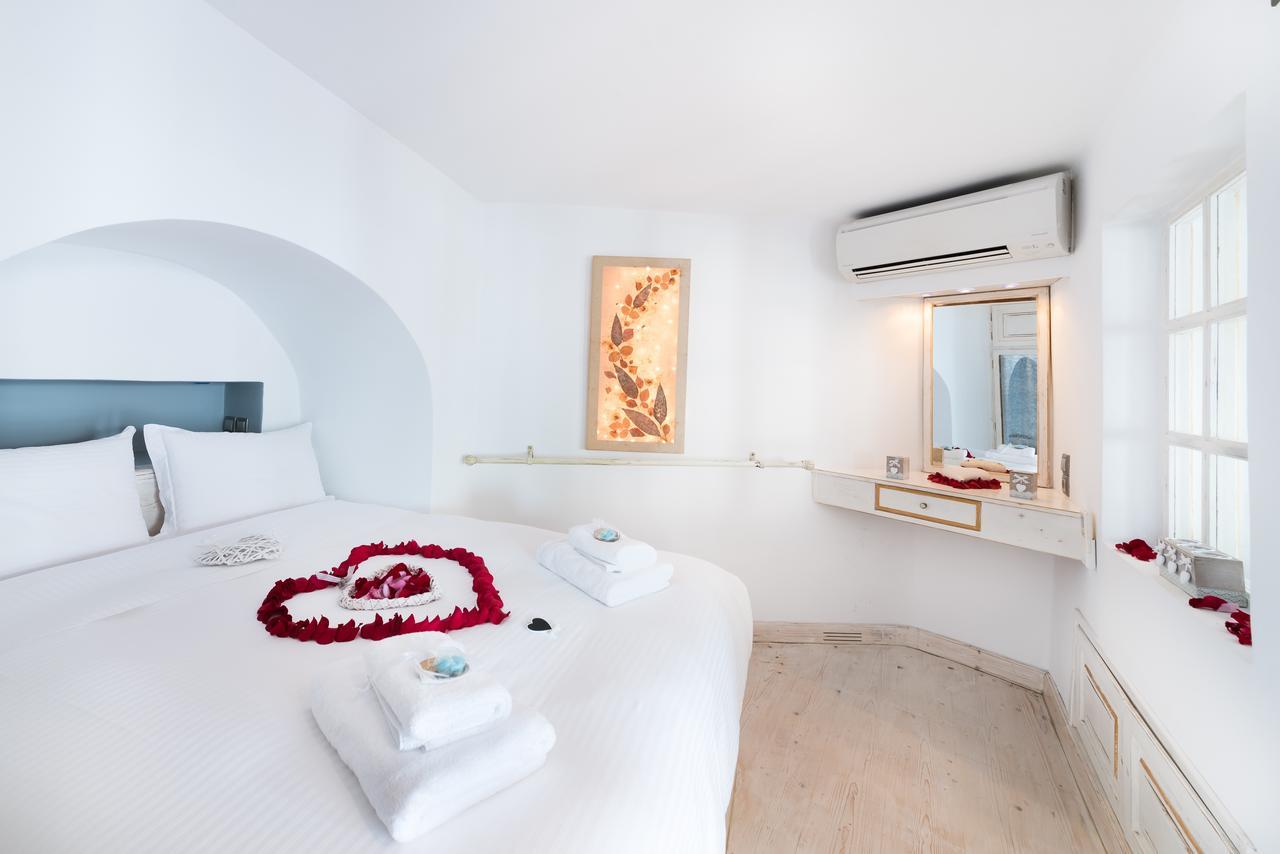 Hyperion * Oia (Santorini)
