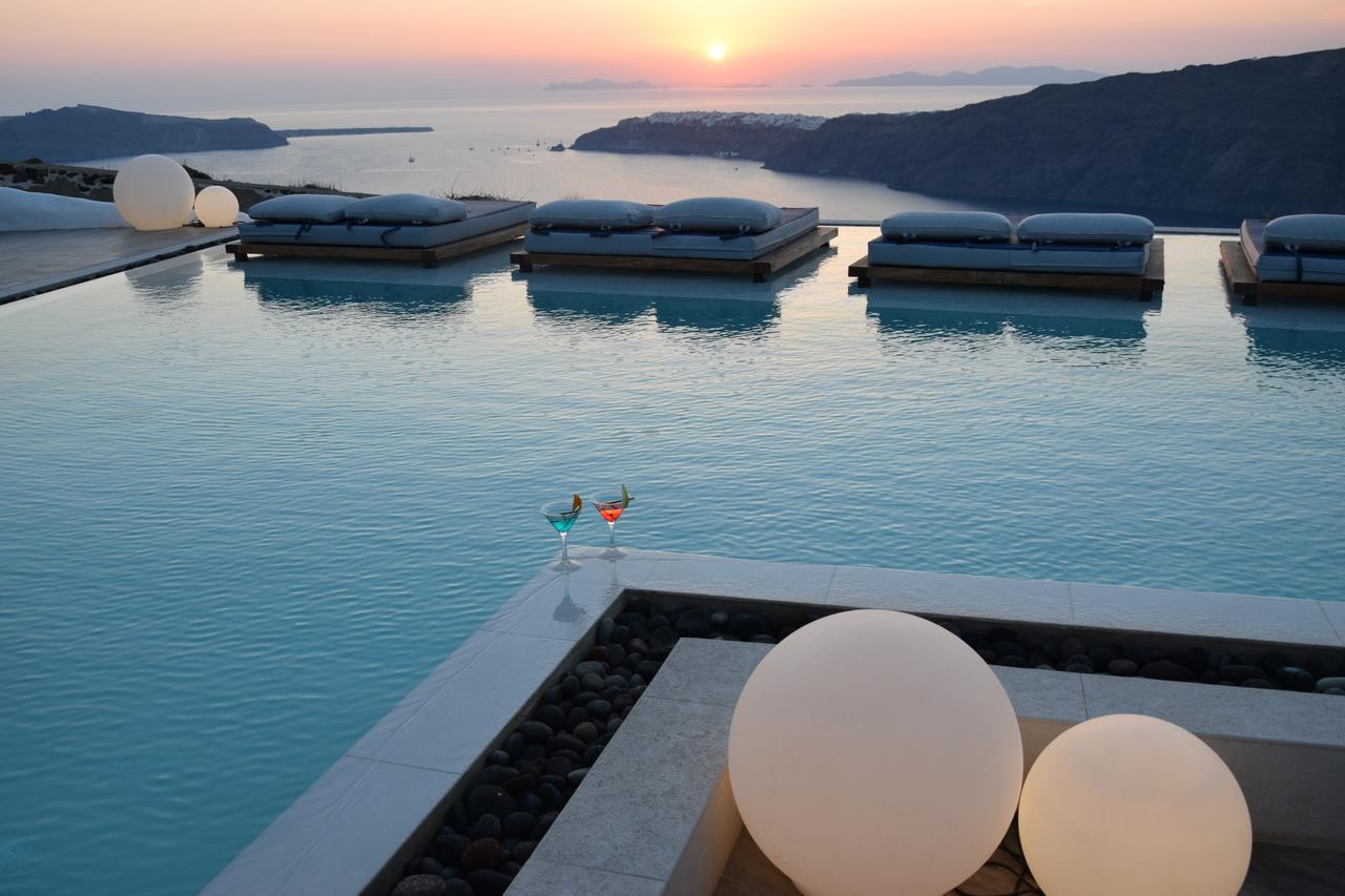 Amaze 5* Imerovigli (Santorini)