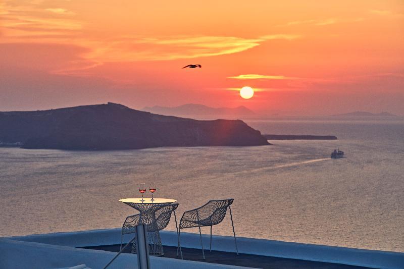 Hotel Limestone Fira (Santorini)