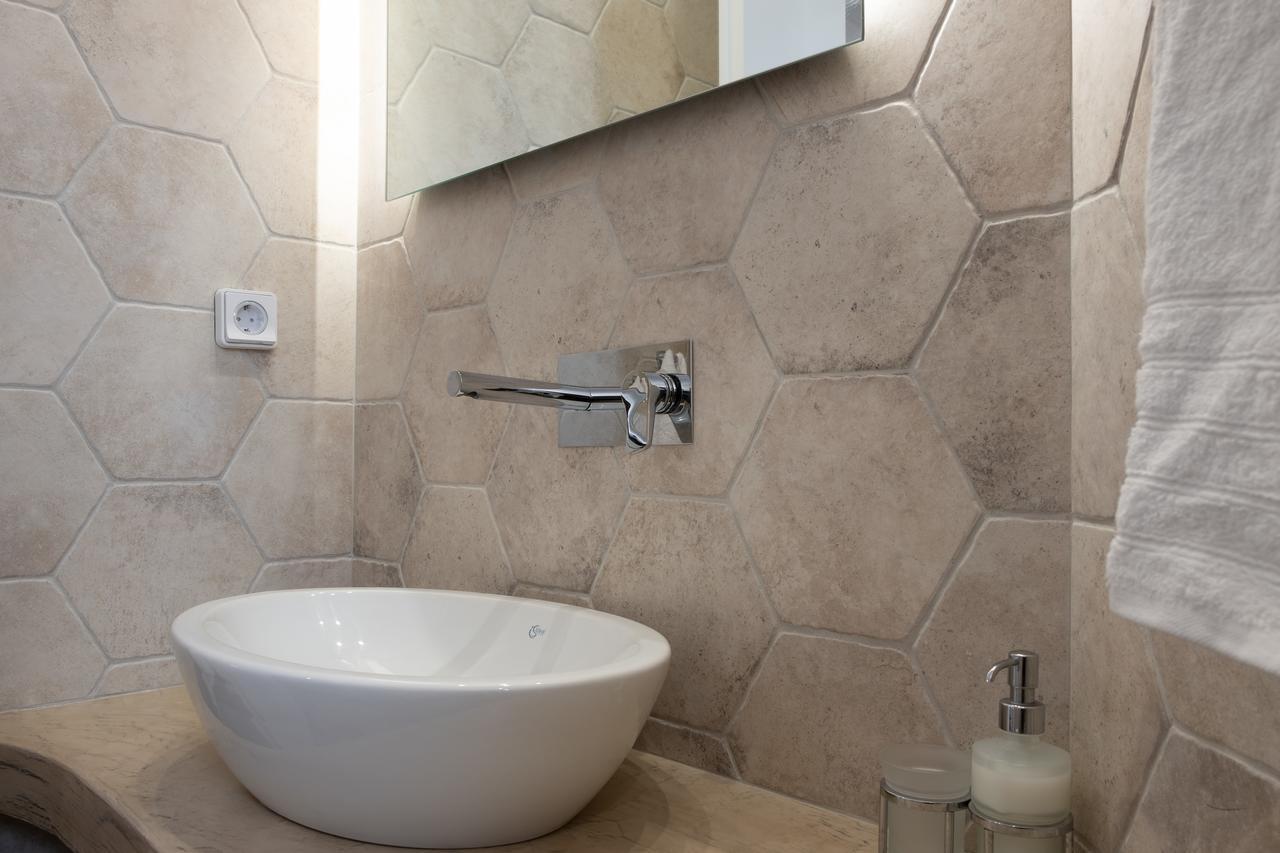 Tristhenia Aparthotel 3*
