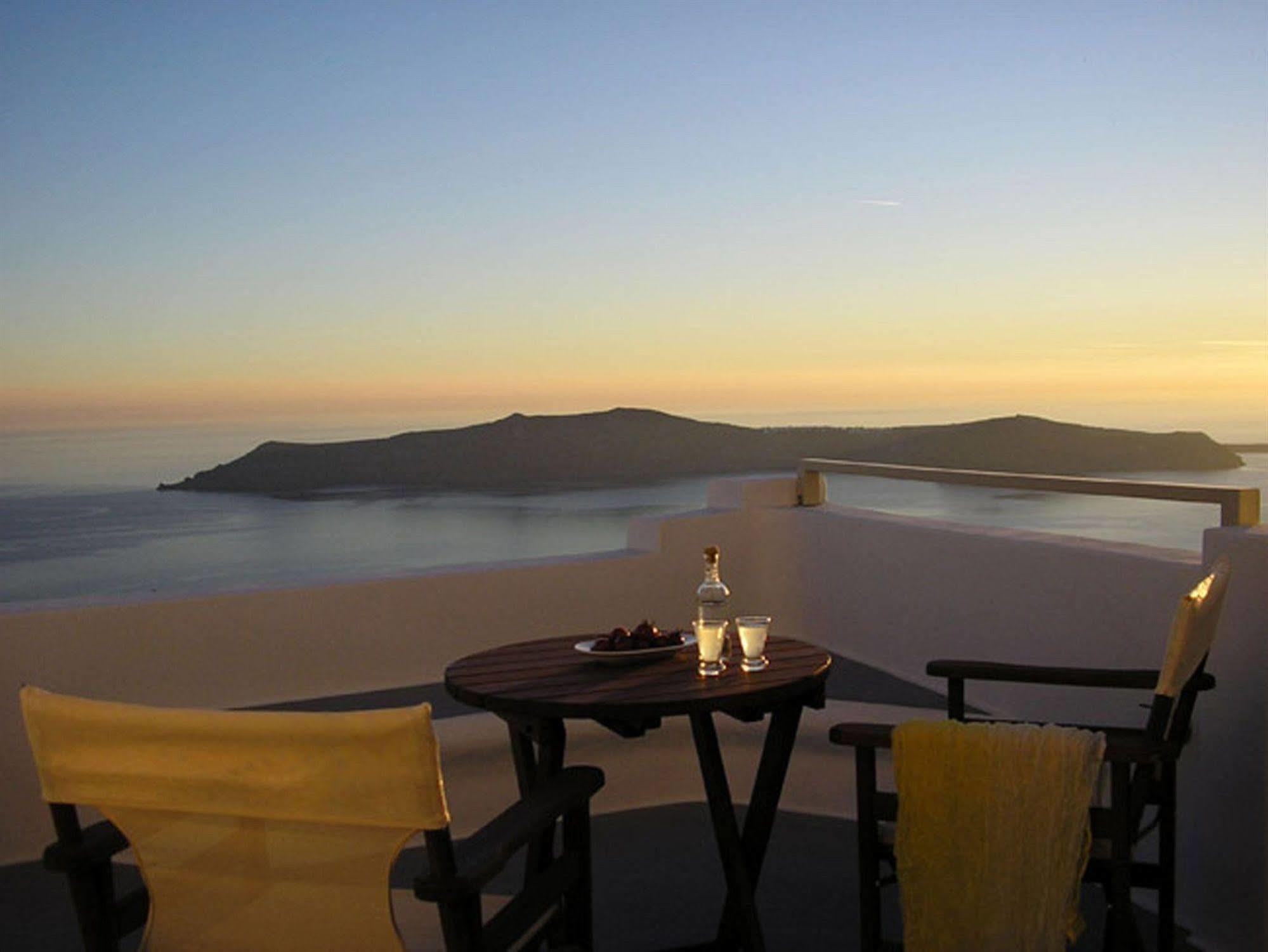 Irida - Santorini 4*