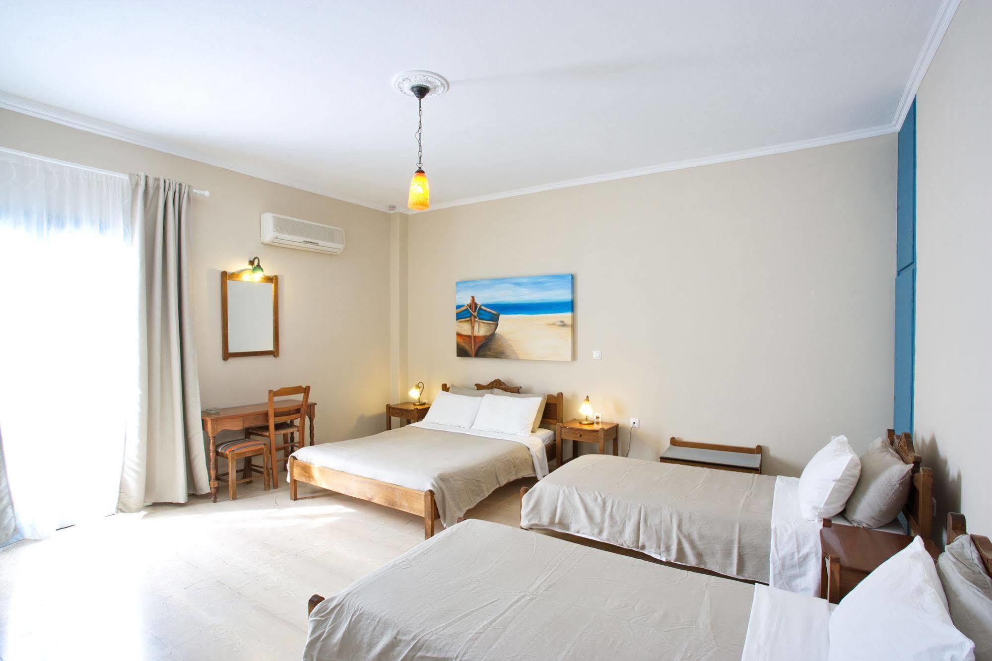 The Boathouse 3*
