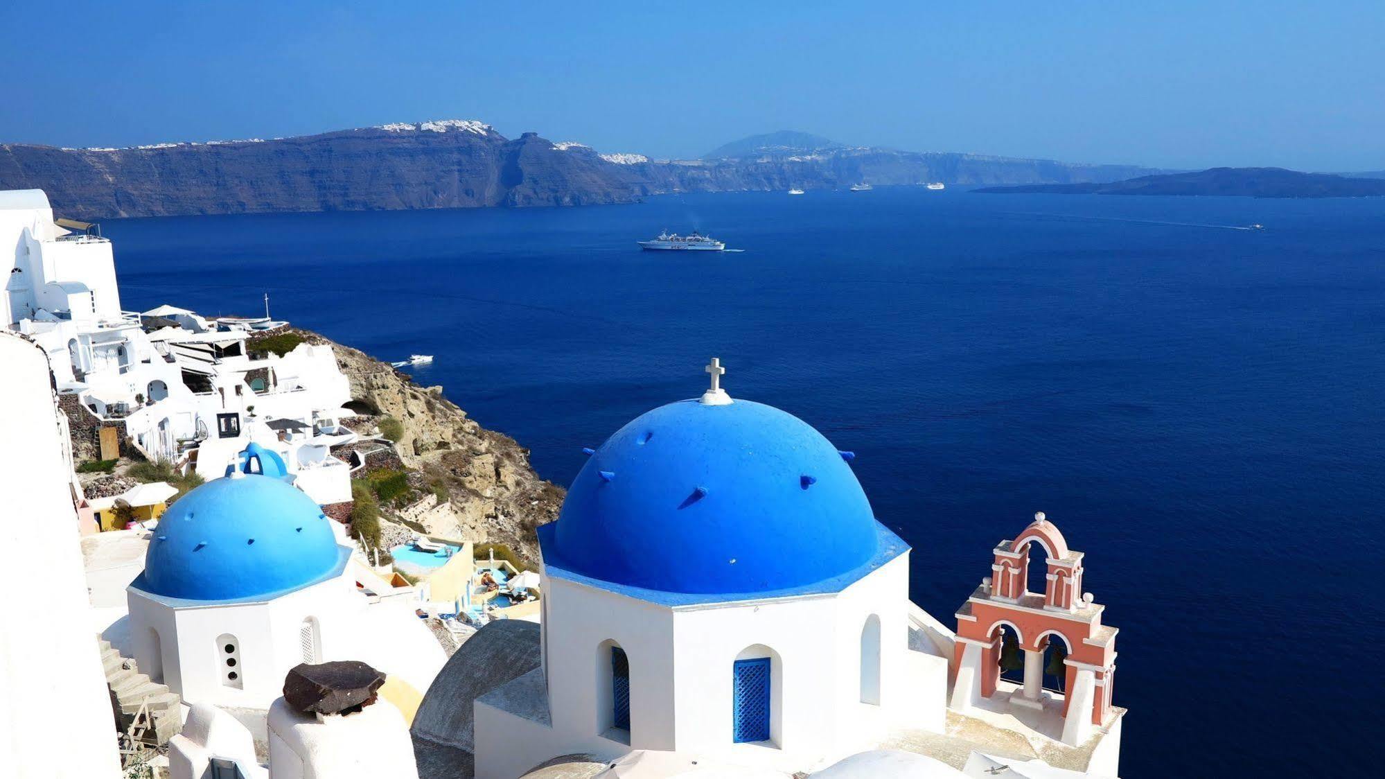 Finesse Oia (Santorini)