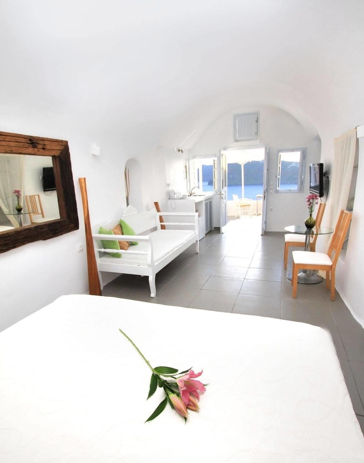 Finesse Aparthotel 3*