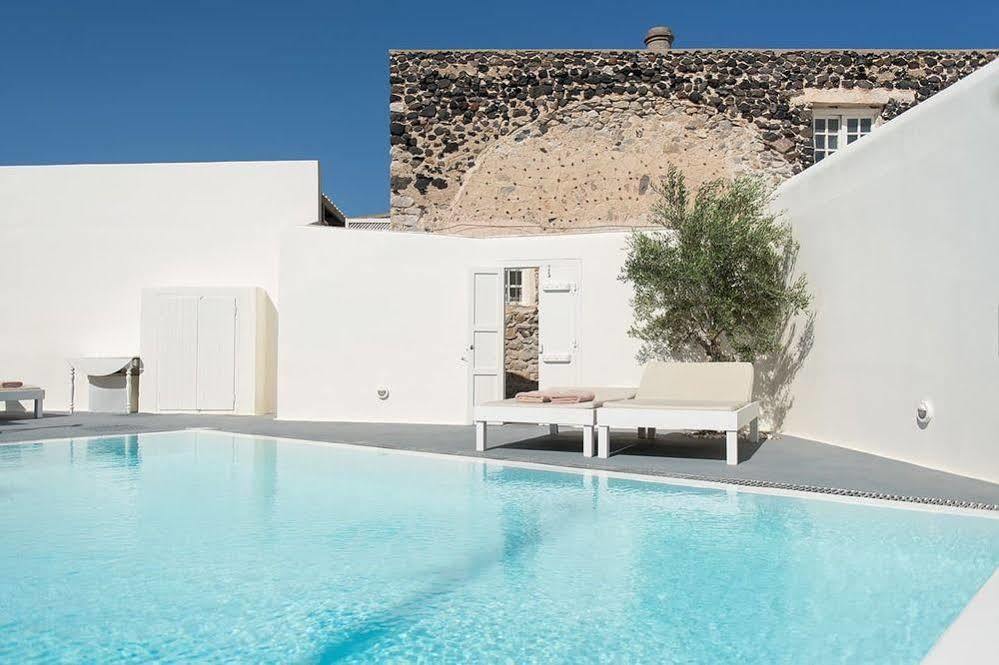 Anemos Lounge Perissa (Santorini)